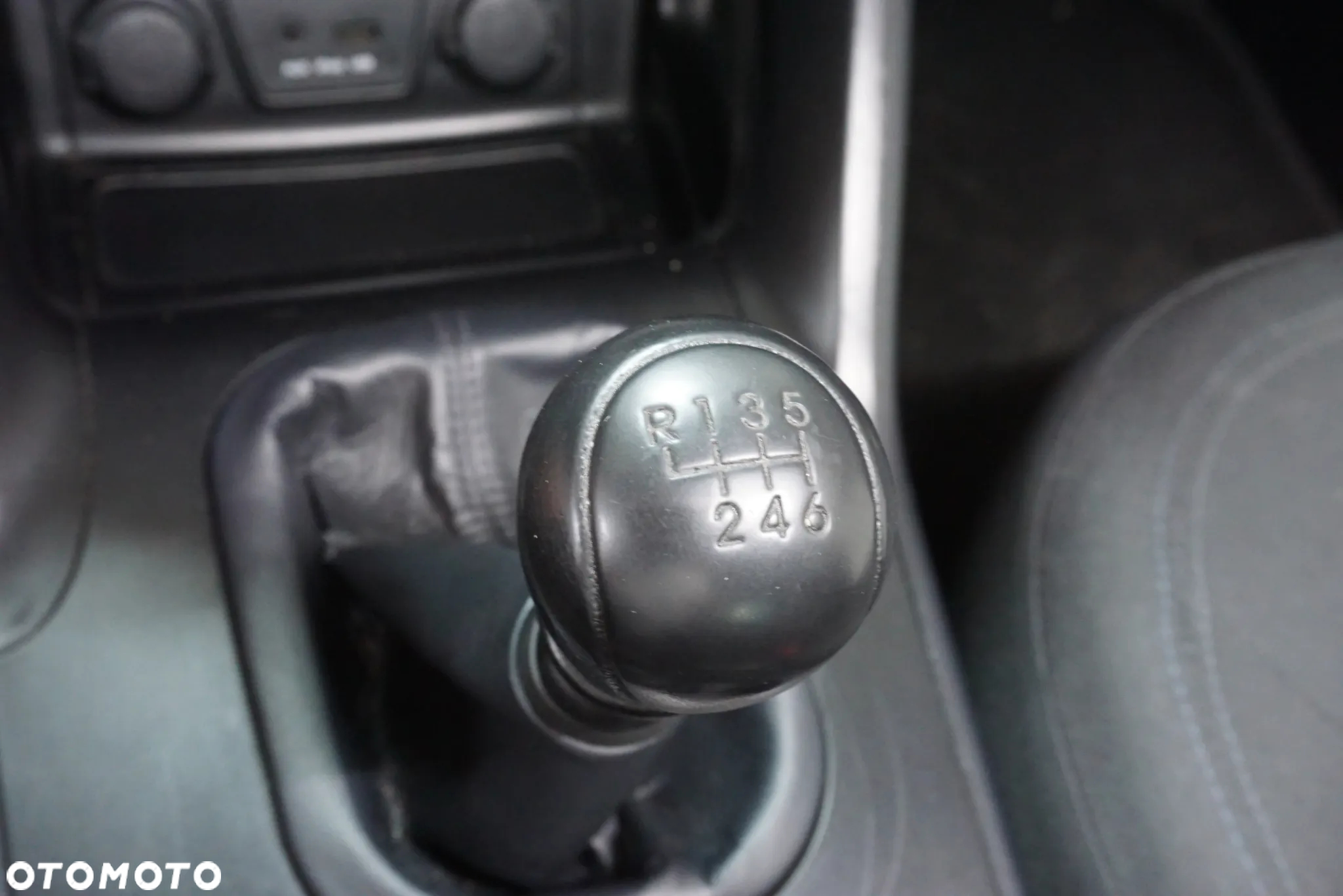 Hyundai ix35 1.7 CRDi 2WD Comfort - 22