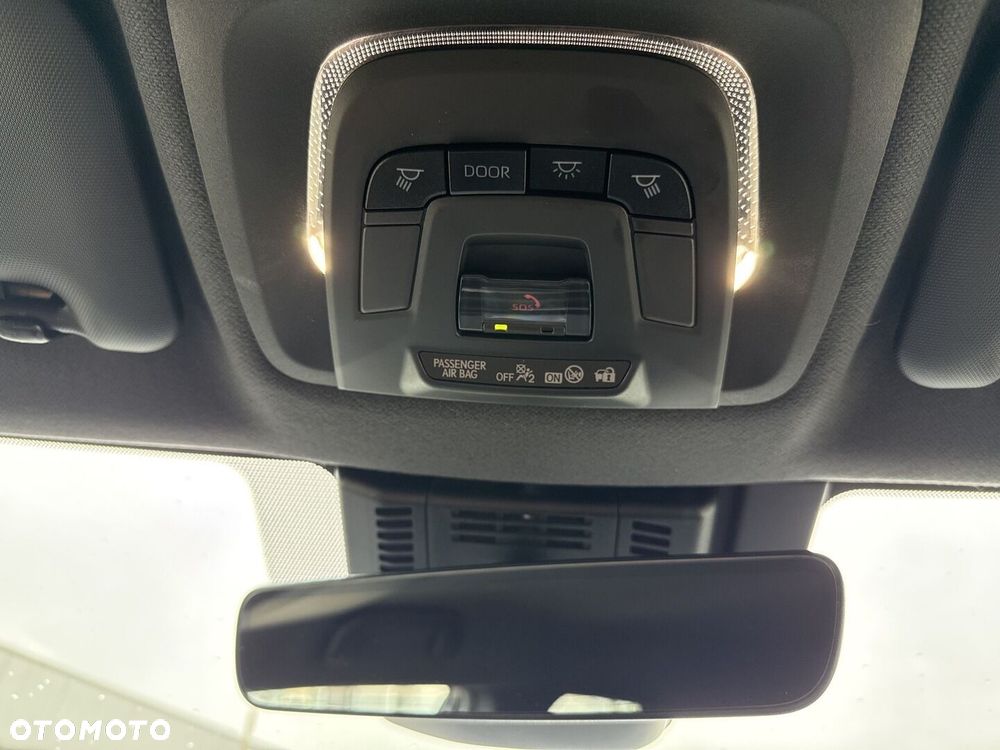 Toyota C-HR 2.0 PHEV Dynamic Force Executive - 24