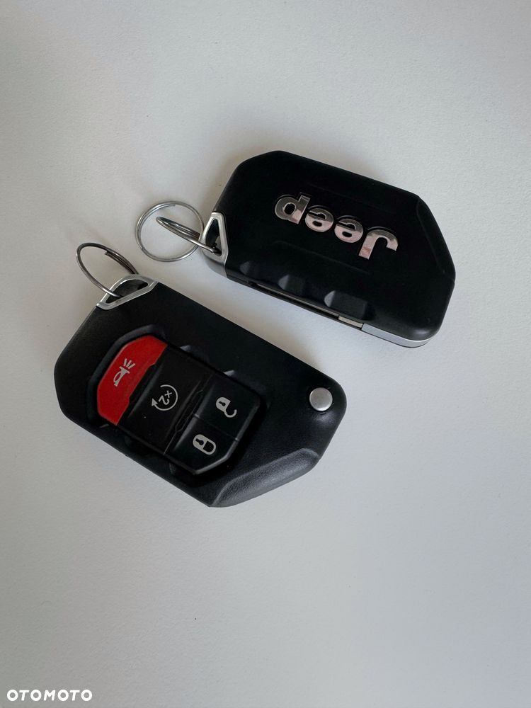 Jeep Wrangler 2.0 PHEV Softtop AWD Automatik Sahara - 40