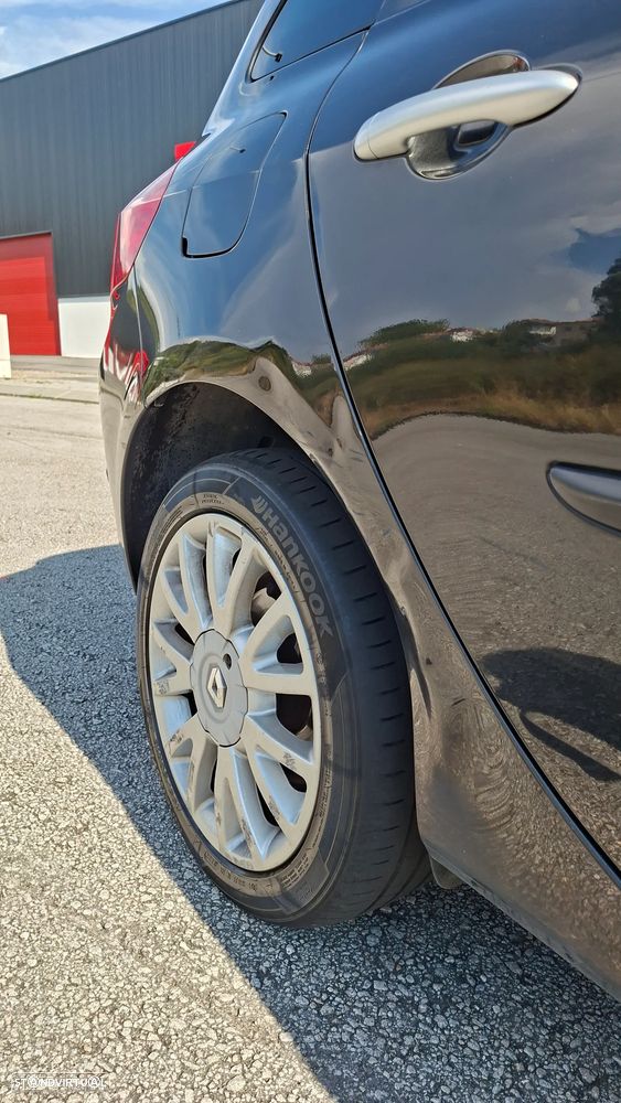Renault Clio Break 1.5 dCi Dynamique S - 11
