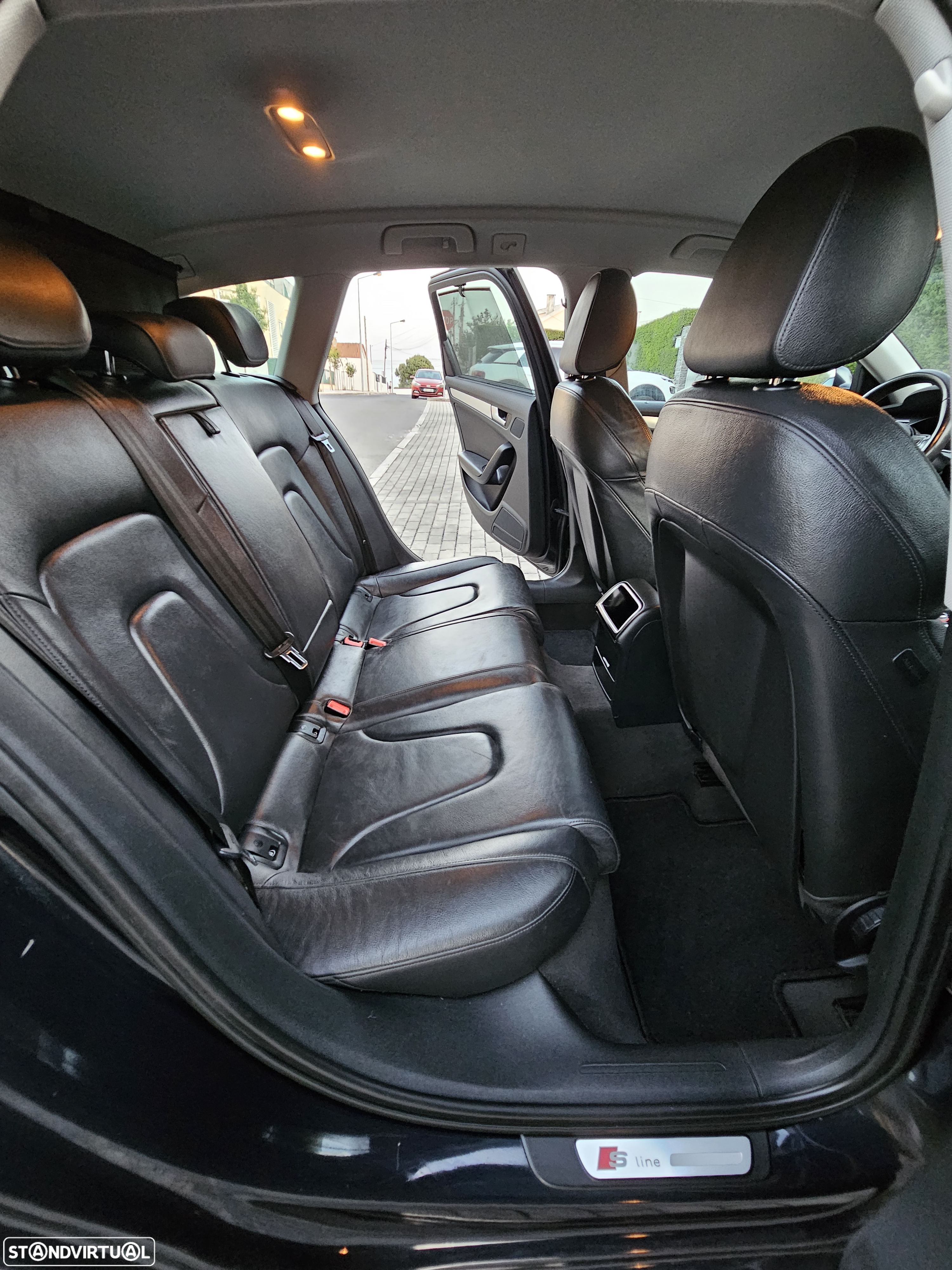 Audi A4 Avant 2.0 TDI Business Line S-line - 16