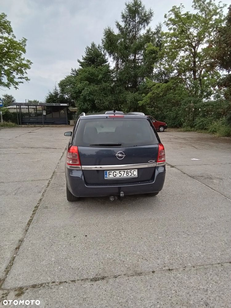 Opel Zafira 1.9 CDTI Cosmo - 16