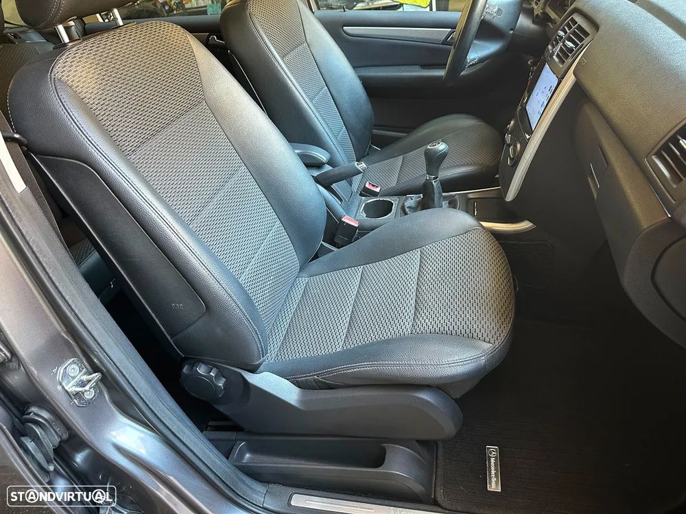 Mercedes-Benz B 180 CDI - 14