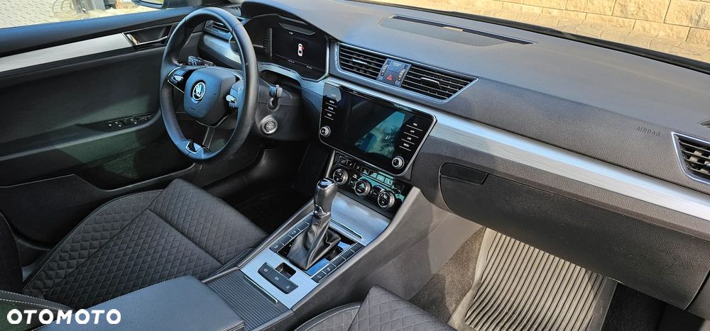Skoda Superb 2.0 TSI Ambition DSG - 18