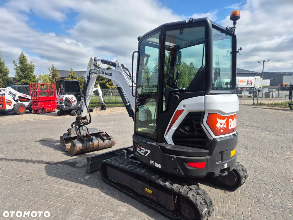 Bobcat E27 - 6