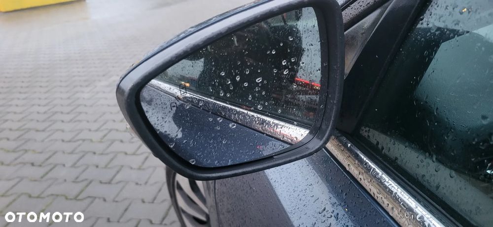 Ford Focus 1.5 EcoBlue SCR Connected - 9
