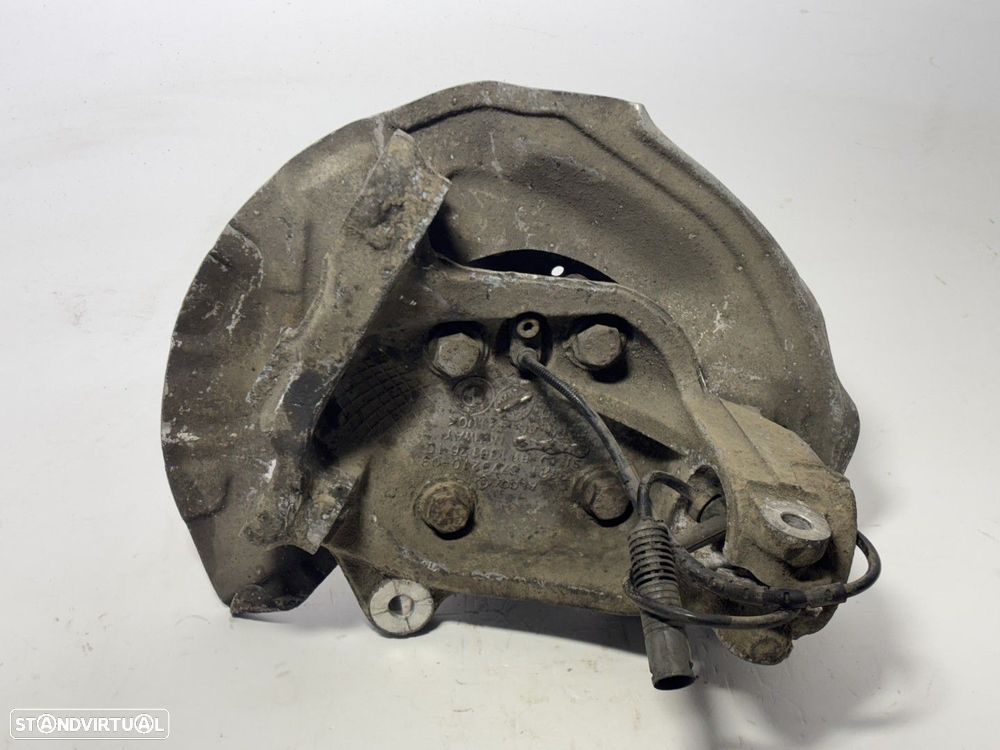 Manga d'eixo Dto Frente BMW 1 (E87) 120 d REF. 31216773210-03 - 2