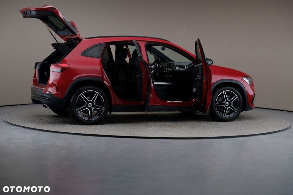 Mercedes-Benz GLA - 6