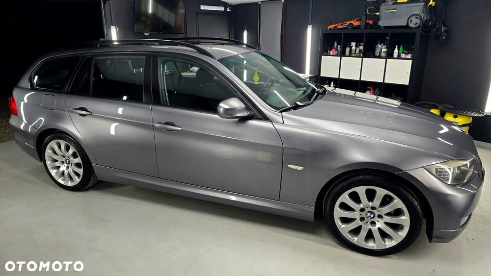 BMW Seria 3 318i - 8