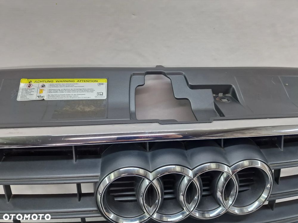 AUDI A3 8V0 / 8V3 / 8V 12- ATRAPA / GRILL PRZEDNI PRZÓD , NR 8V3853651 , NR AUKCJI GL743 - 3
