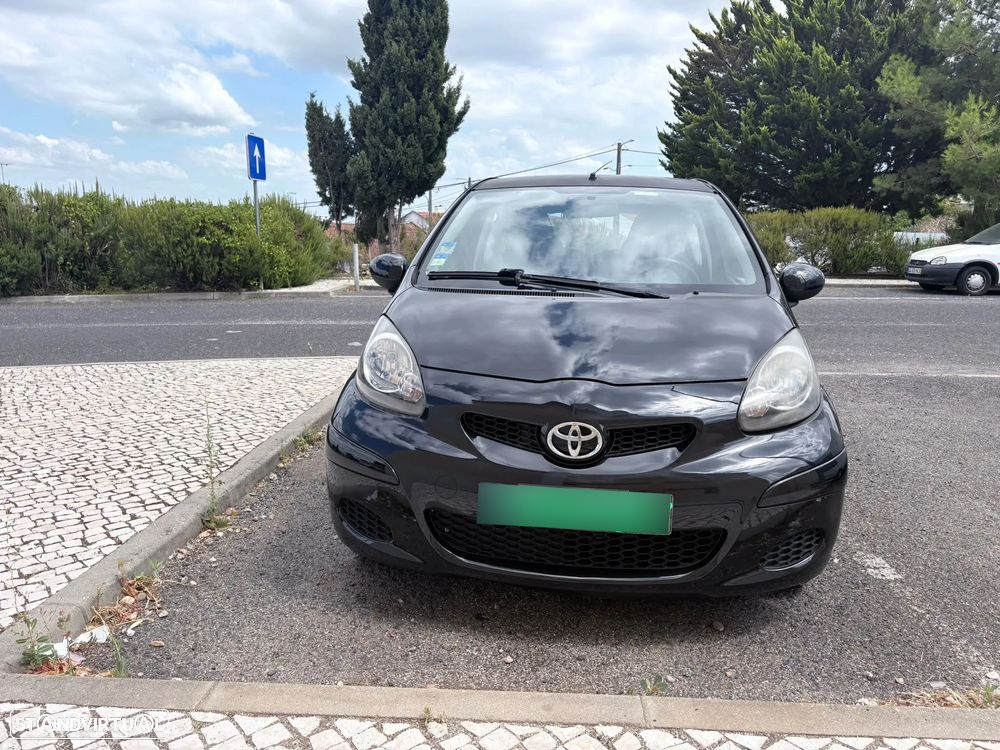 Toyota Aygo City - 15