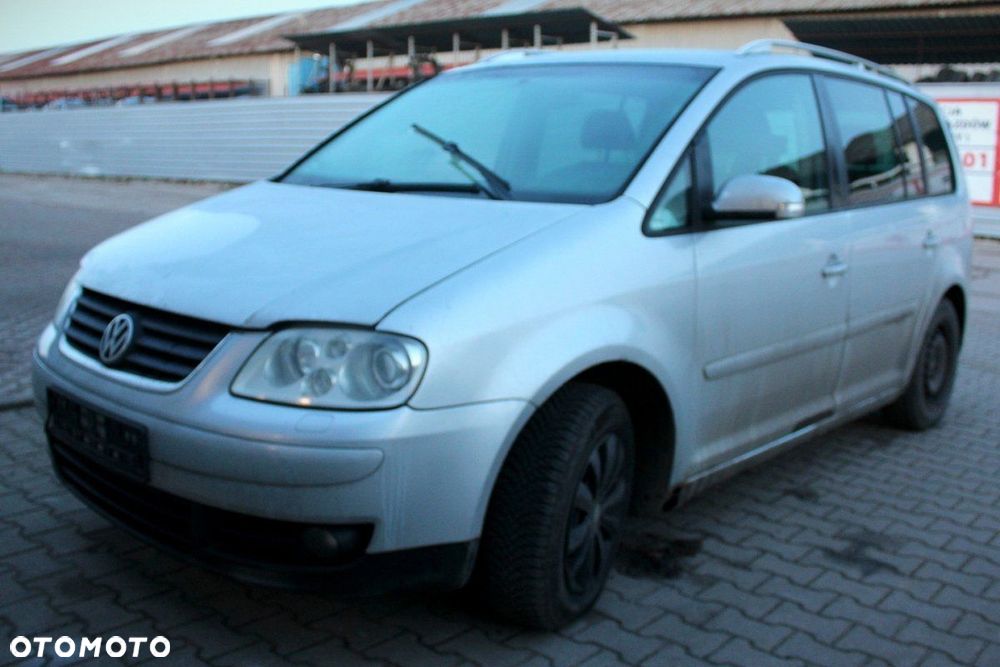 VW Touran 1T 2006 1.9TDI BKC Minivan (MASKA, ZDERZAK, LAMPA, BŁOTNIK, DRZWI, SZYBA, FOTEL) - 3