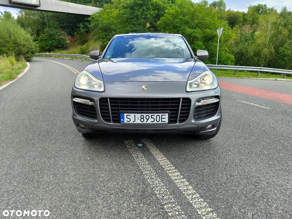 Porsche Cayenne - 3