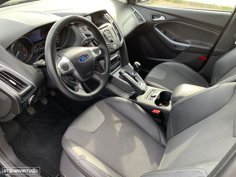 Ford Focus SW - 20
