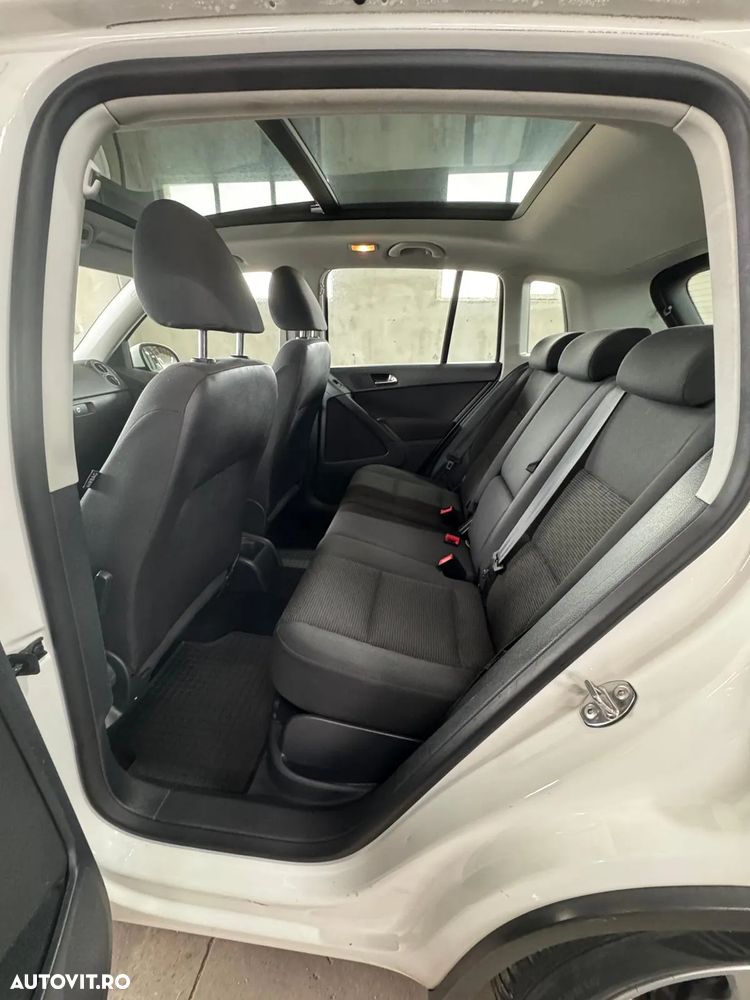 Volkswagen Tiguan - 16