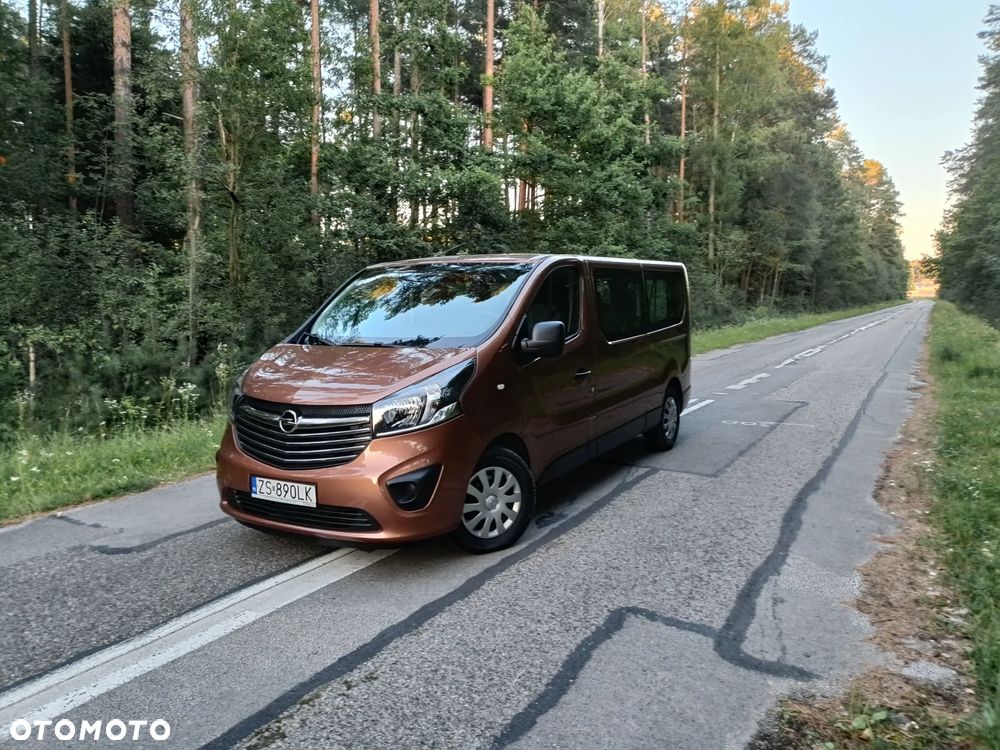 Opel Vivaro - 1