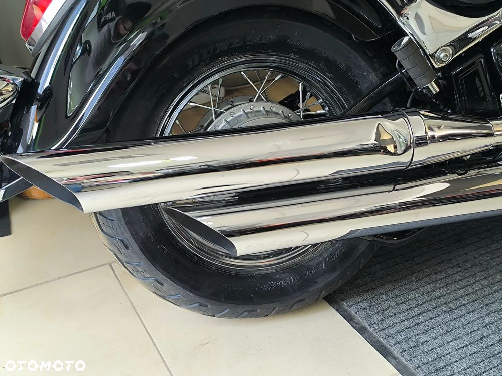 Suzuki Intruder - 10