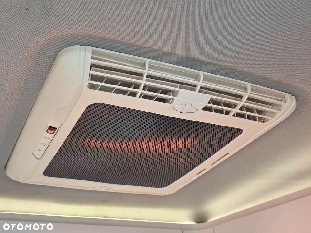 Volkswagen Grand California - 16