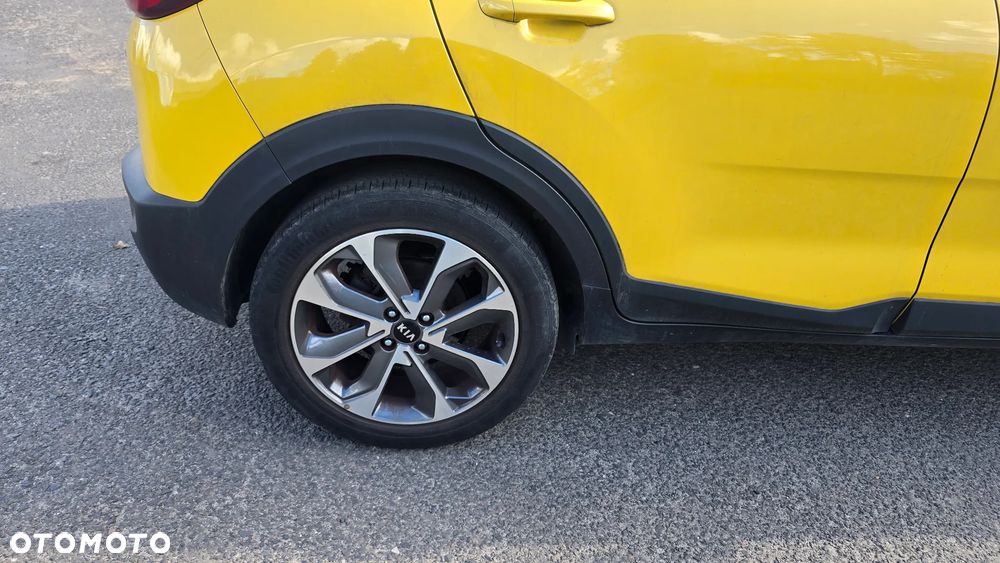 Kia Stonic 1.0 T-GDI L - 10