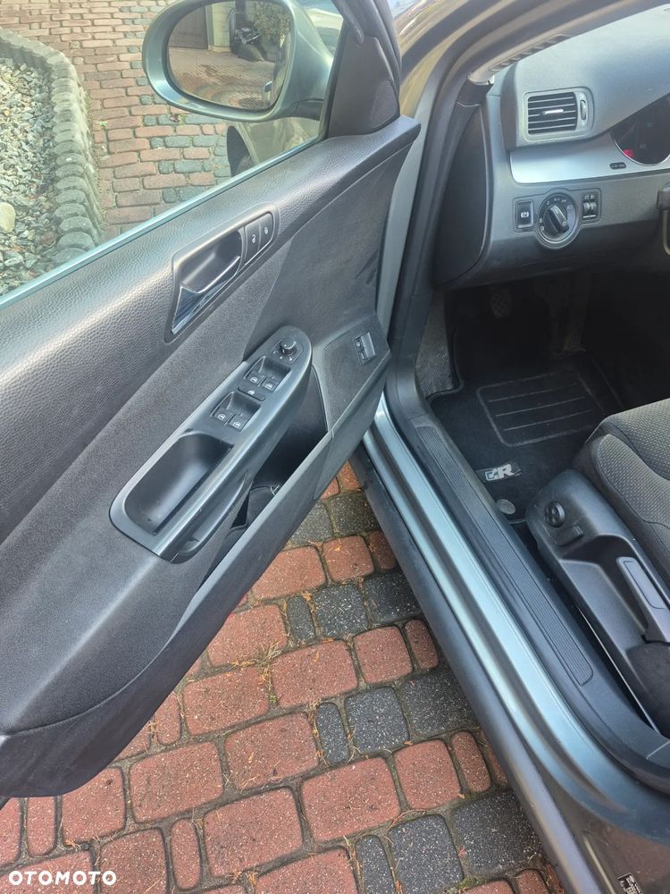 Volkswagen Passat Variant 2.0 TDI DPF Trendline - 7