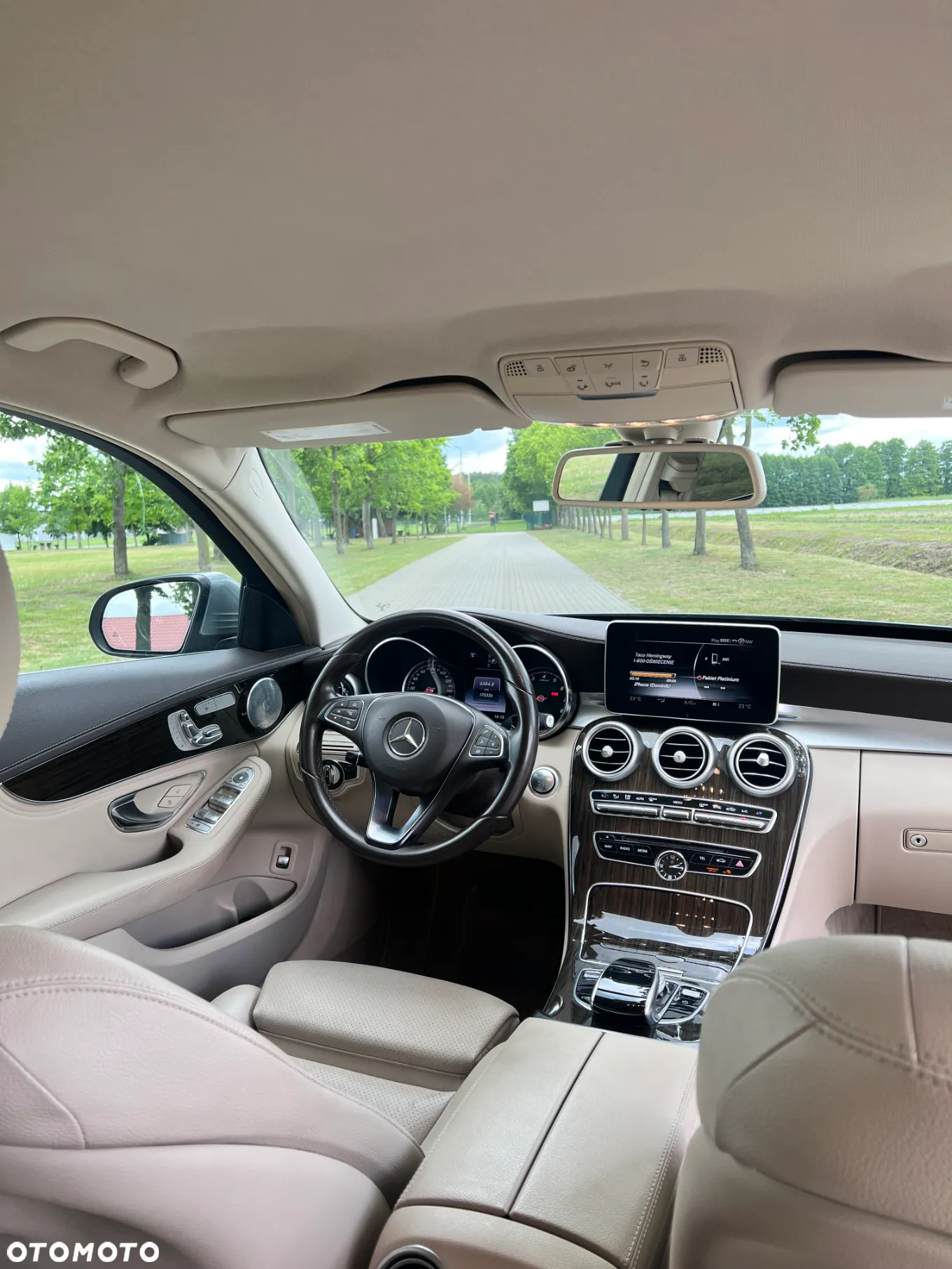 Mercedes-Benz Klasa C 300 7G-TRONIC - 12