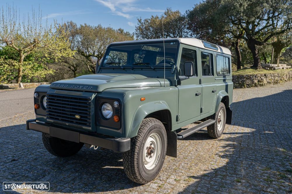 Land Rover Defender - 7