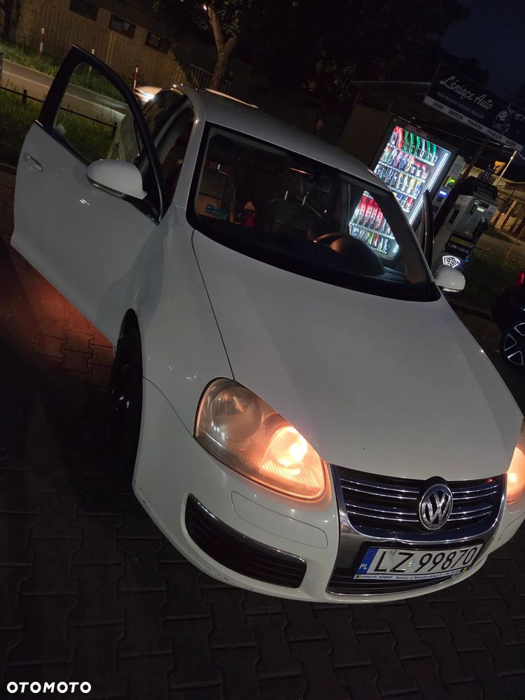Volkswagen Jetta 1.9 TDI Comfortline - 10