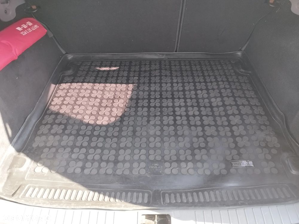 Ford Focus - 4