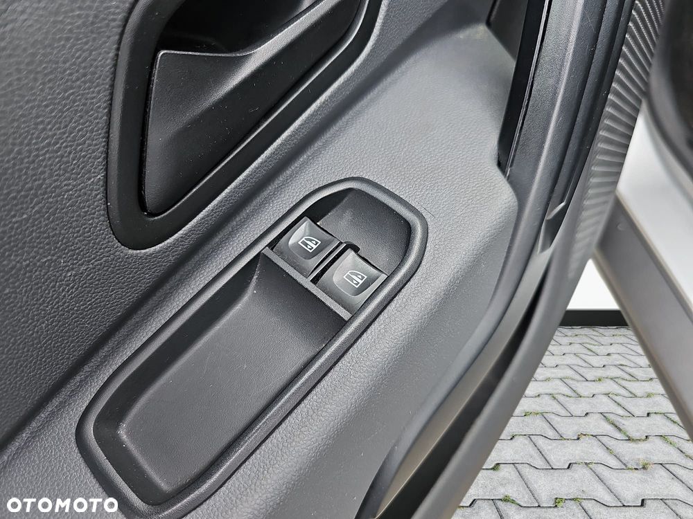 Dacia Duster 1.6 SCe Essential - 15