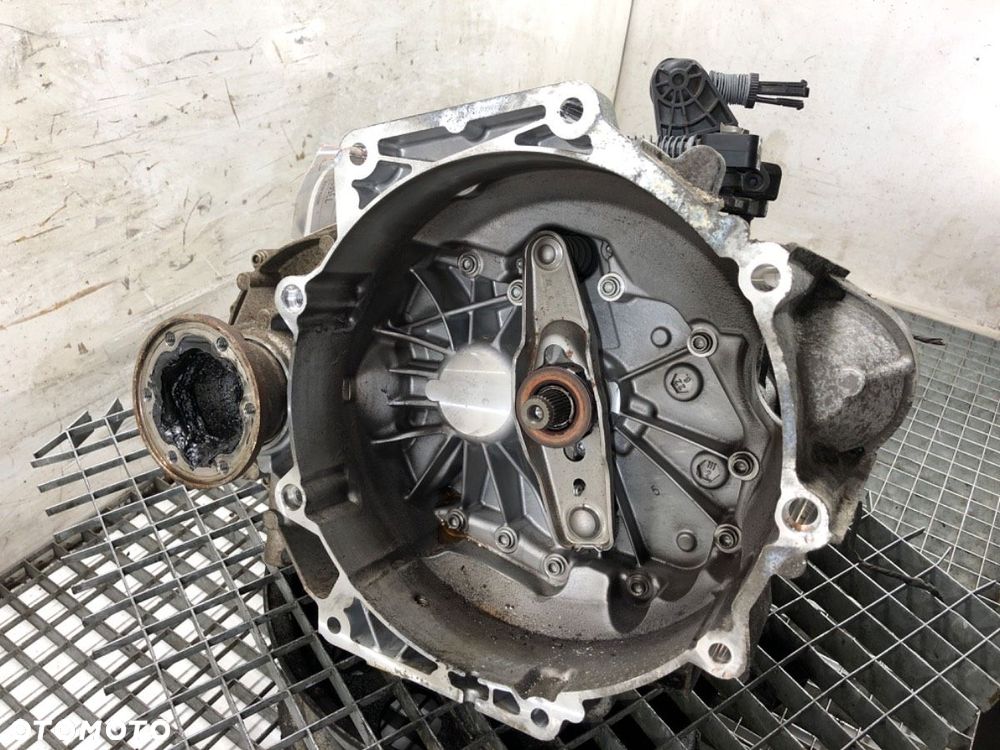 SKRZYNIA BIEGÓW  VW GOLF VIII (CD1) 2019 - 2022 1.5 TSI 96 kW [131 KM] benzyna 2019 - 2022 UPH - 1