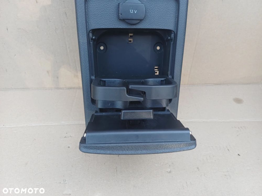 Golf V Plus VI plus uwchwyt na kubek panel nawiewu tył 5M0819203F 5M0862533D 5M0863289 - 6