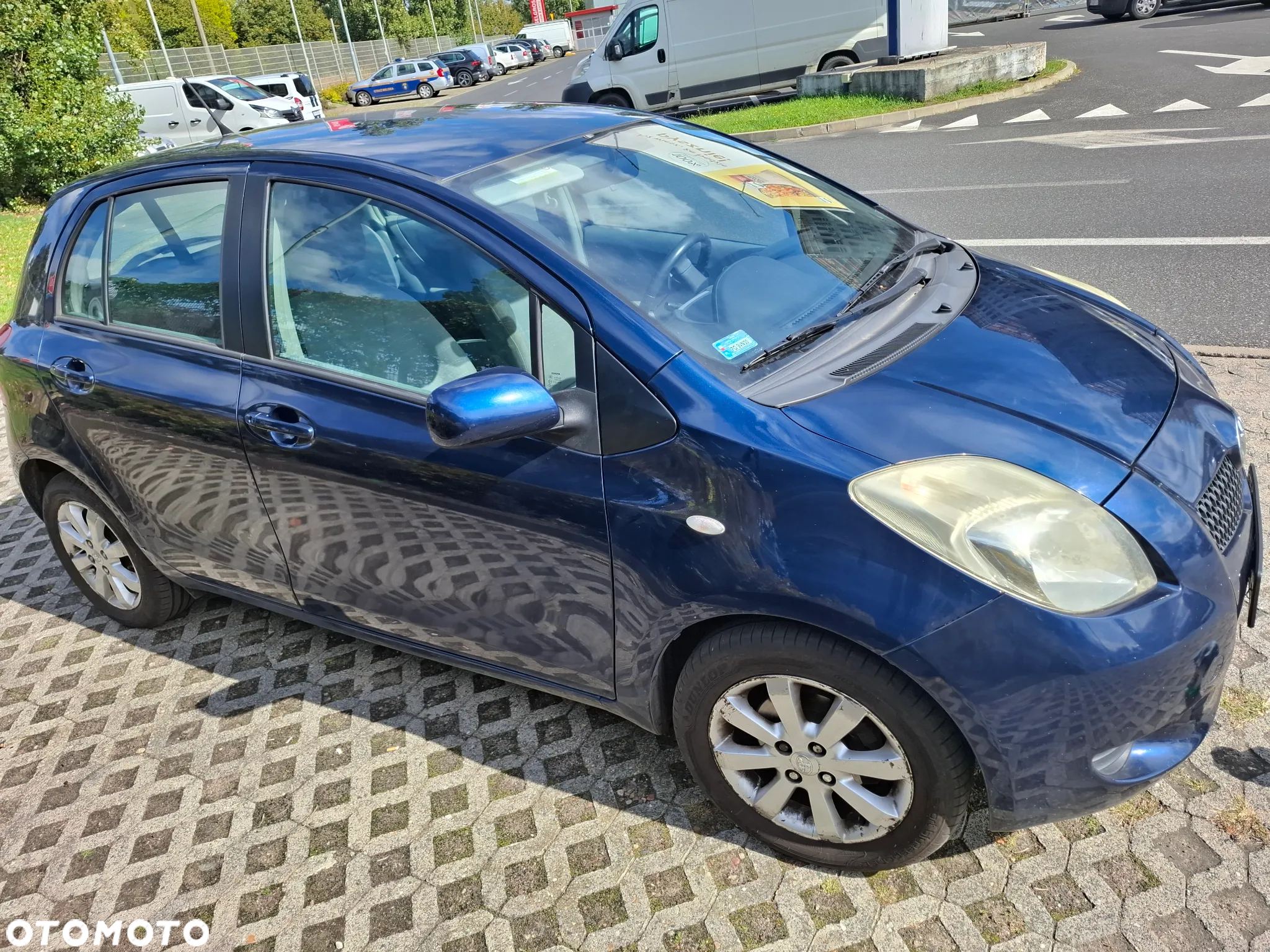 Toyota Yaris 1.3 Sol - 3