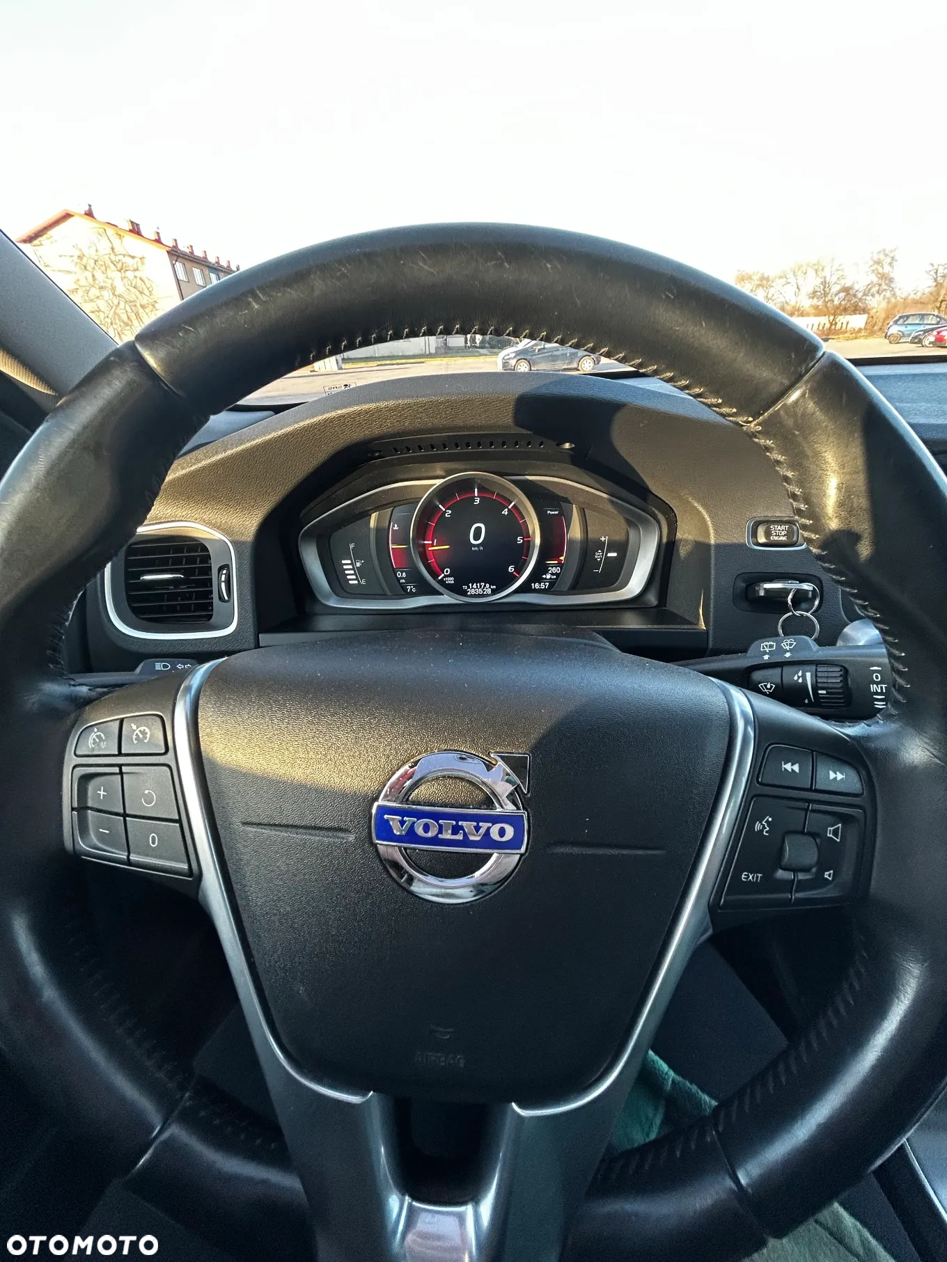 Volvo V60 D4 Drive-E Momentum - 8