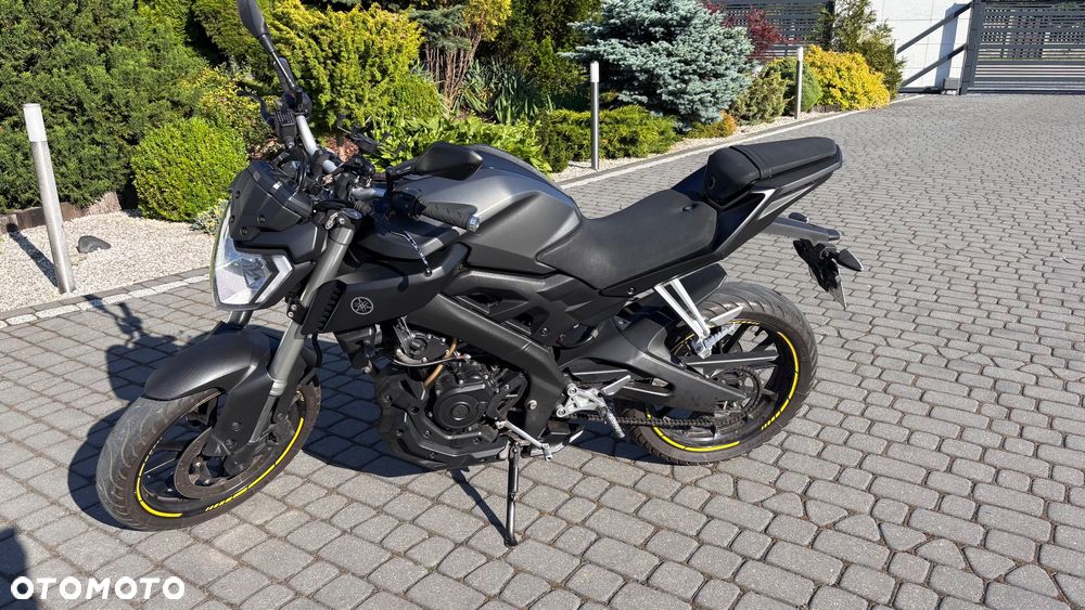 Yamaha MT - 5