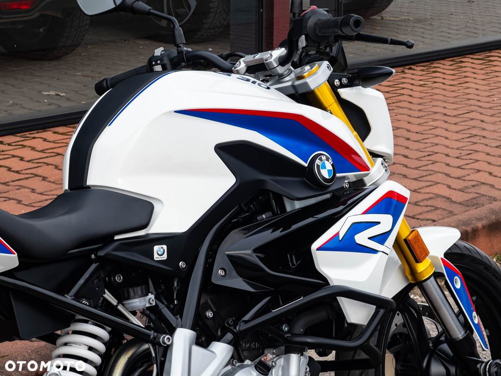 BMW G - 19