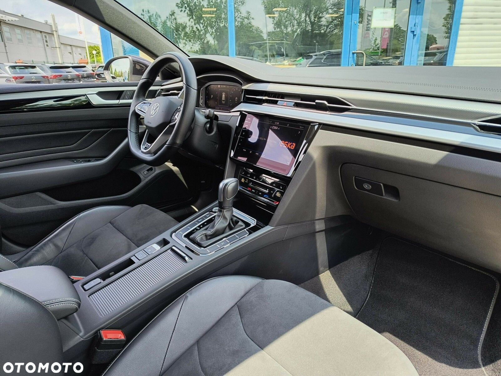Volkswagen Arteon 2.0 TSI R-Line DSG - 9