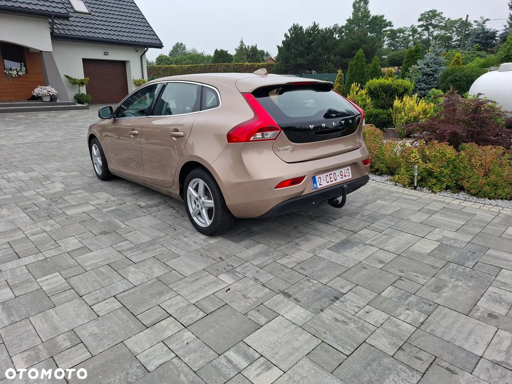 Volvo V40 D2 You - 8