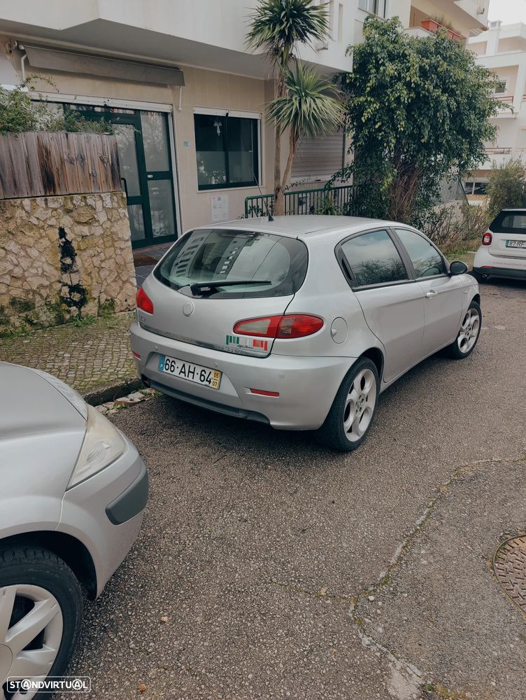 Alfa Romeo 147 1.6 T.S. 16V 120 - 3