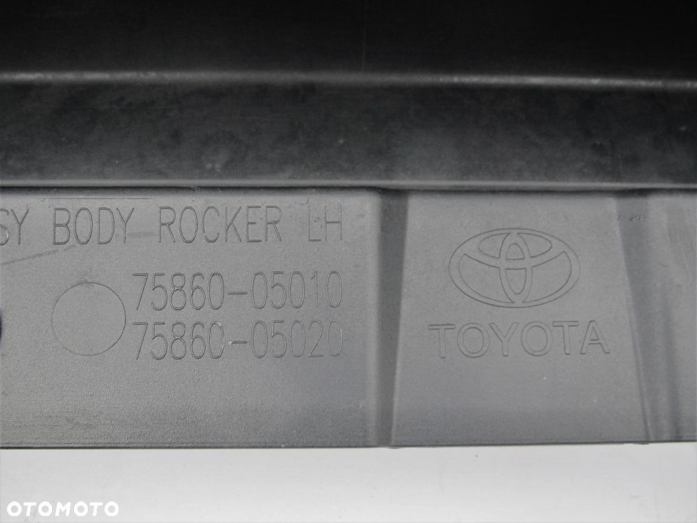 TOYOTA AVENSIS 3 T27 2008 - 2015 próg LISTWA L OE - 7