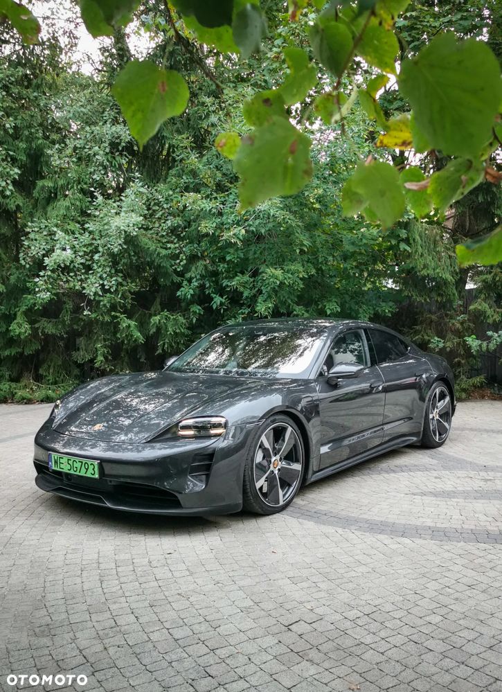 Porsche Taycan - 2