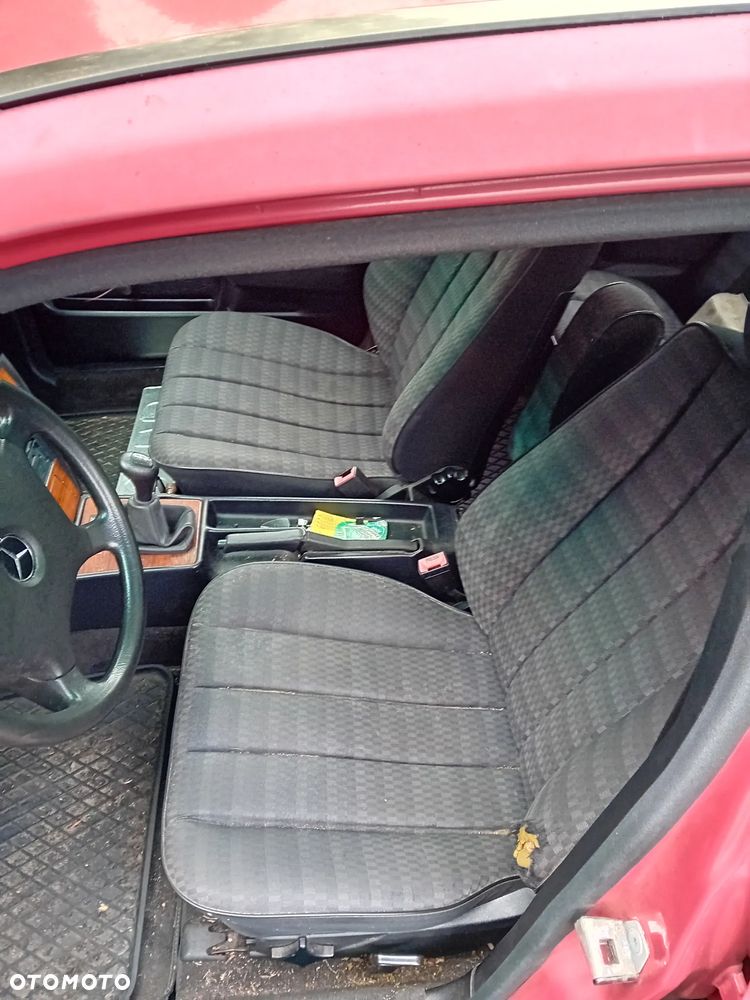*MERCEDES 190* Samochód na części - 9