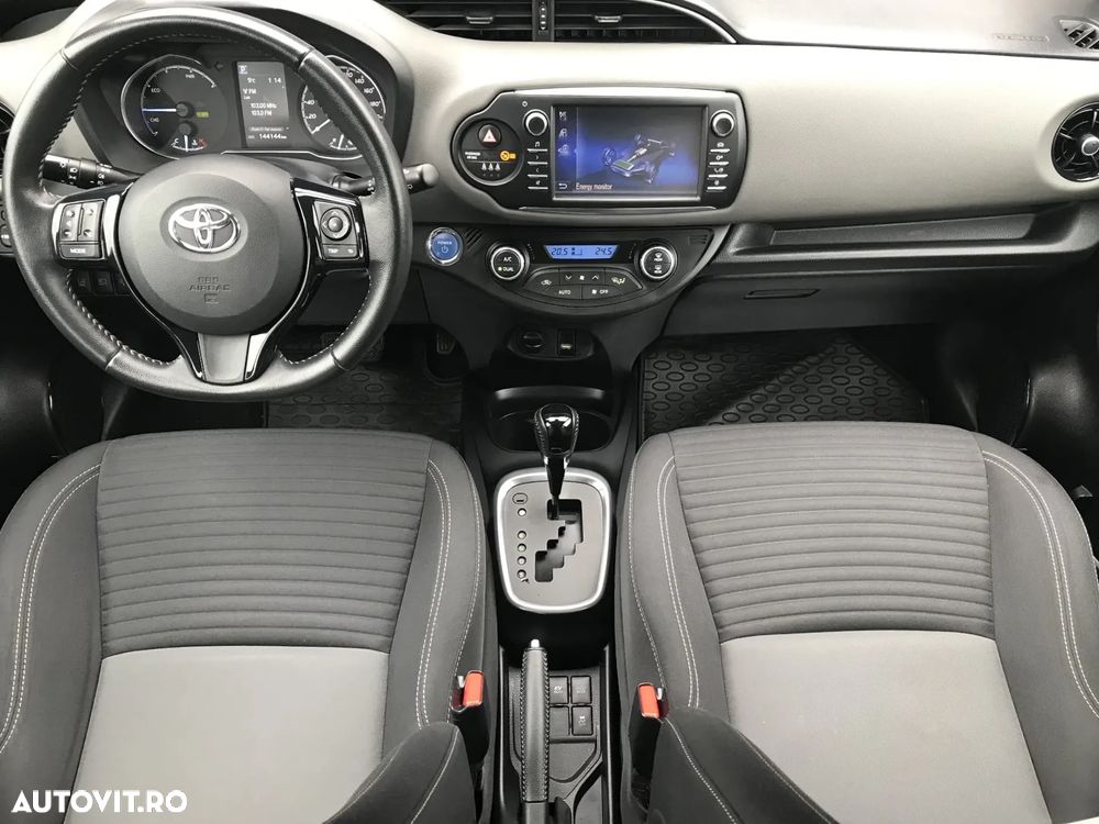 Toyota Yaris - 6
