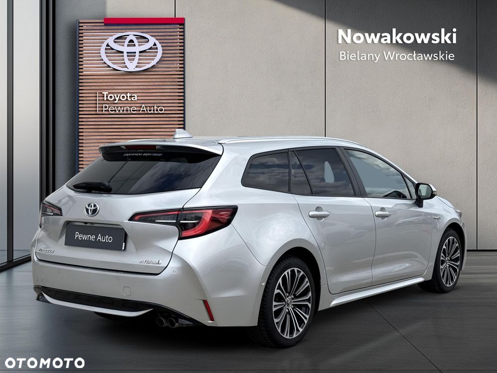 Toyota Corolla 2.0 Hybrid Comfort - 2