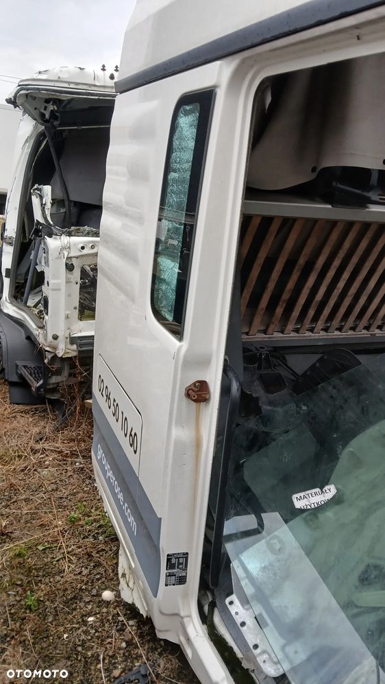 Kabina MAN TGX TGS TGL ĆWIARTKA BOK POSZYCIE STRONA budowlana - 8