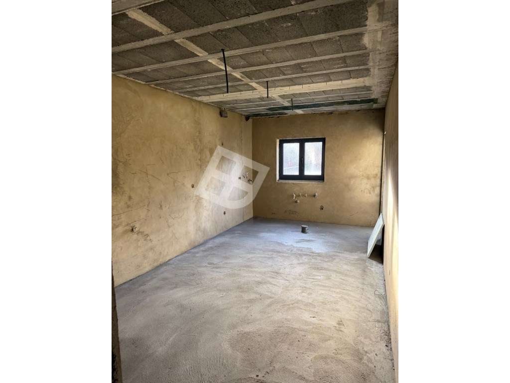 Moradia T4 c/ Jardim - Eixo | Aveiro - Grande imagem: 2/20