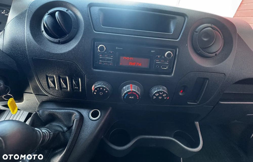 Renault Master - 9