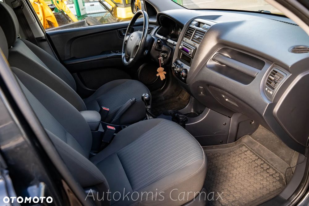 Kia Sportage 2.0 2WD LX - 9