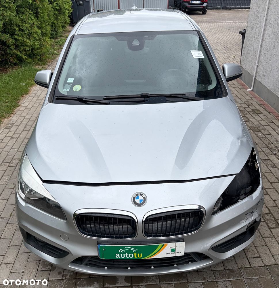 BMW Seria 2 218d - 3