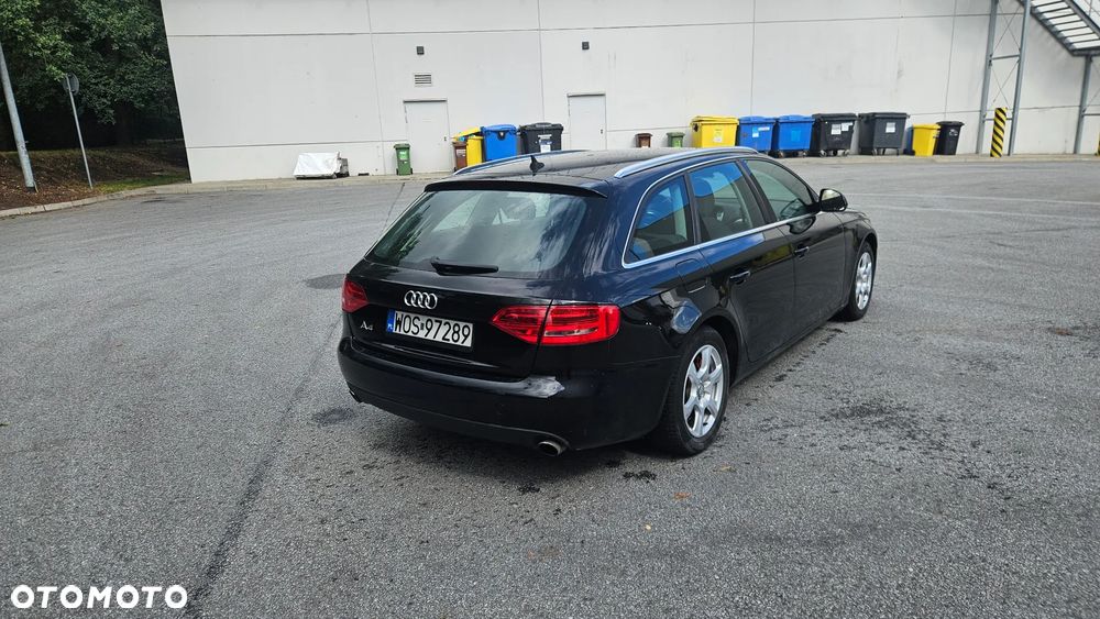 Audi A4 Avant - 10