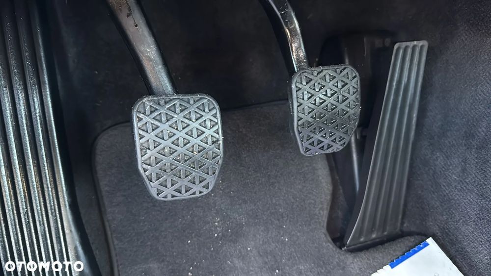 BMW X1 xDrive18d Sport Line - 32